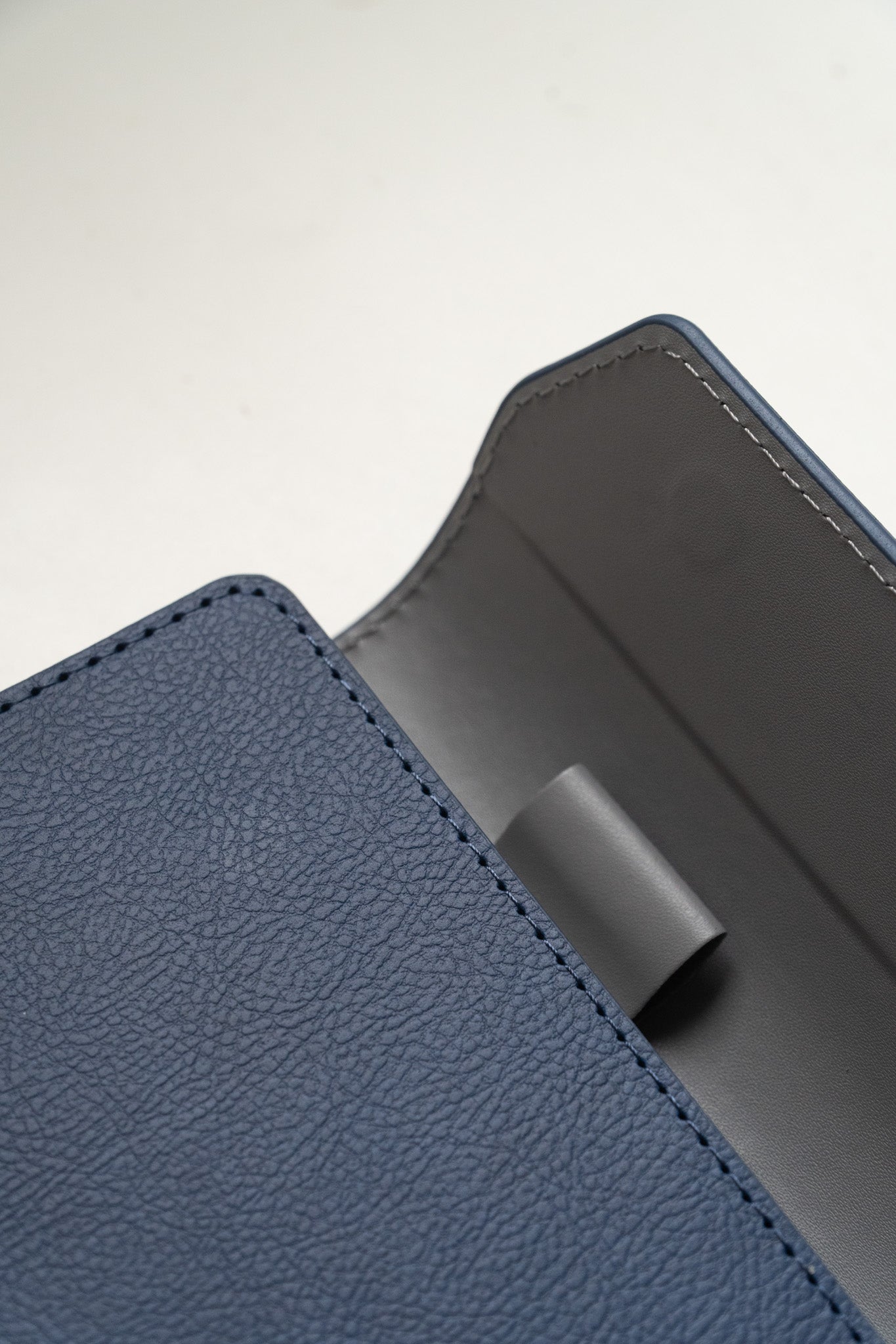 Navy - A5 Vegan Leather Refillable Planner, Undated