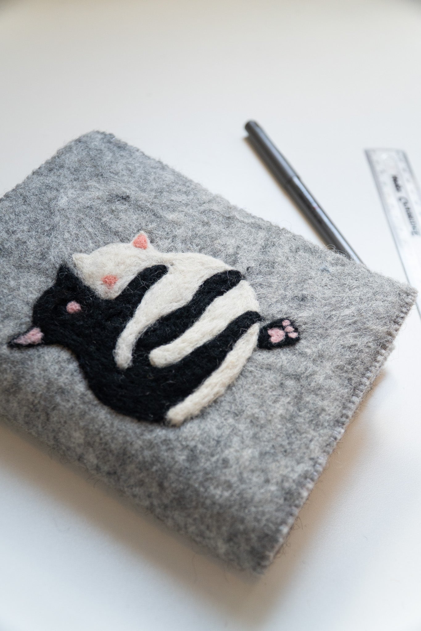 Best Friend Kitty - Wool Journal